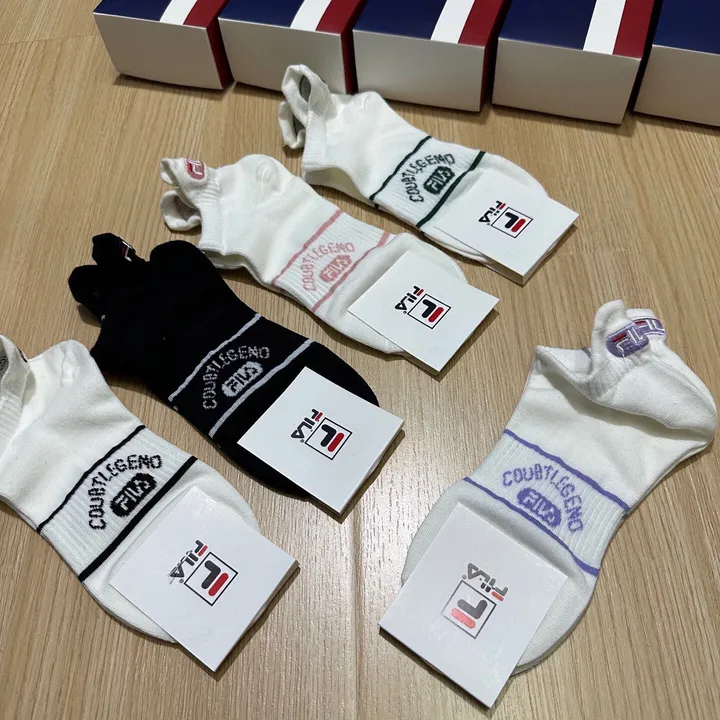 スーパーコピー アディダス 靴下