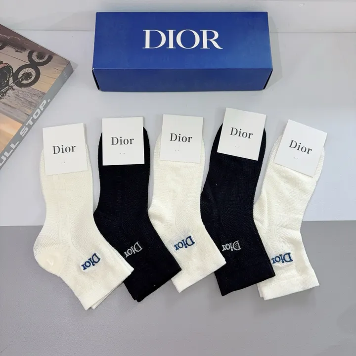 スーパーコピー ディオール 靴下