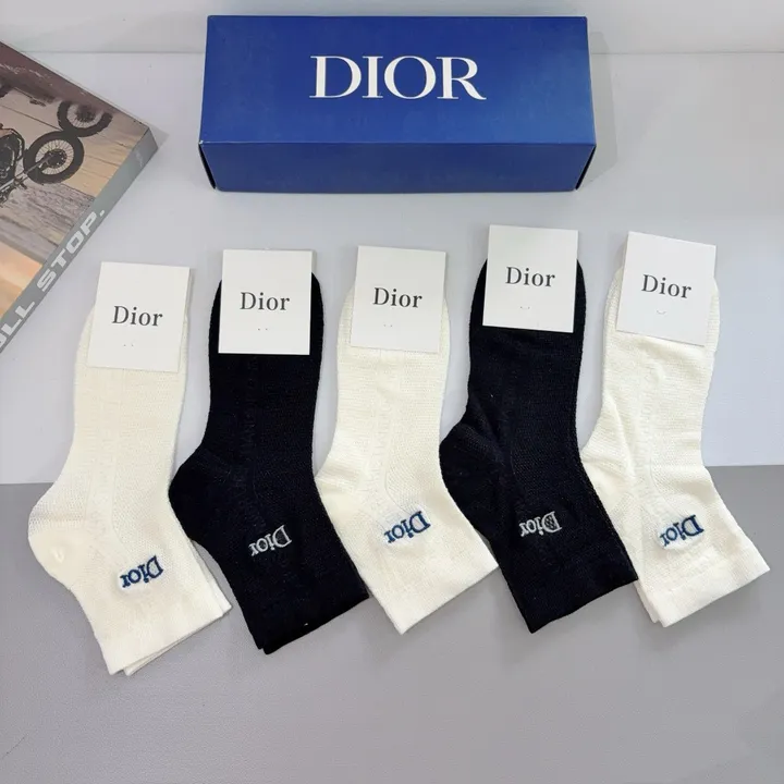 スーパーコピー ディオール 靴下