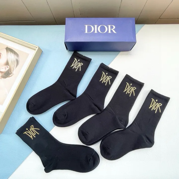 スーパーコピー ディオール 靴下