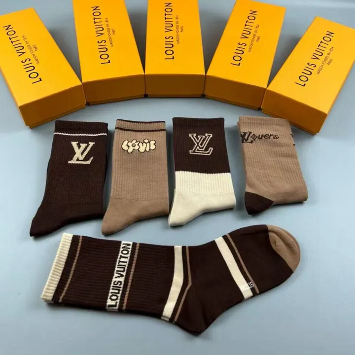 スーパーコピー ルイヴィトン 靴下