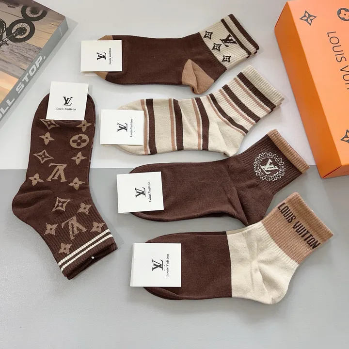 スーパーコピー ルイヴィトン 靴下