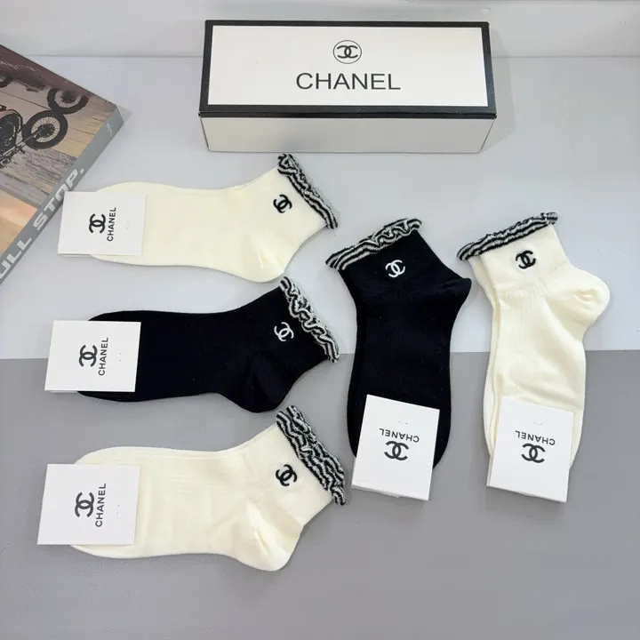 スーパーコピー シャネル 靴下