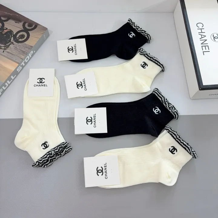 スーパーコピー シャネル 靴下