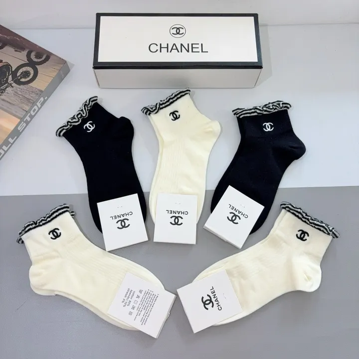スーパーコピー シャネル 靴下