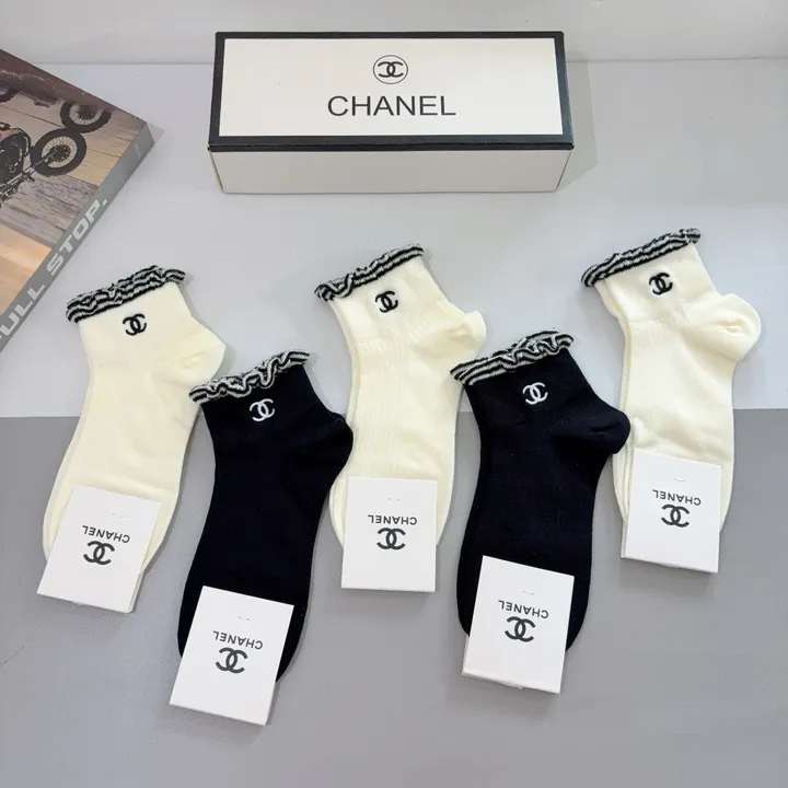 スーパーコピー シャネル 靴下