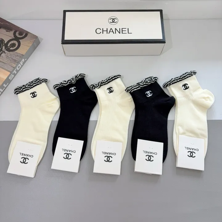 スーパーコピー シャネル 靴下