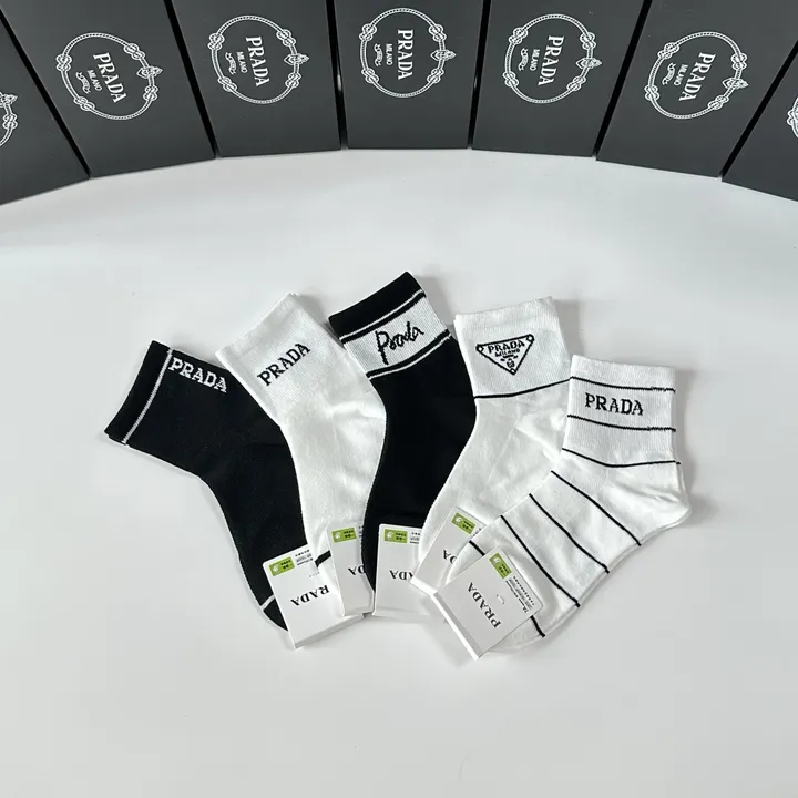 スーパーコピー バレンシアガ 靴下