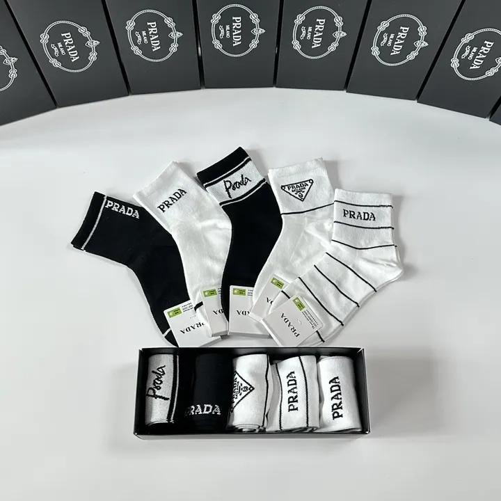 スーパーコピー バレンシアガ 靴下