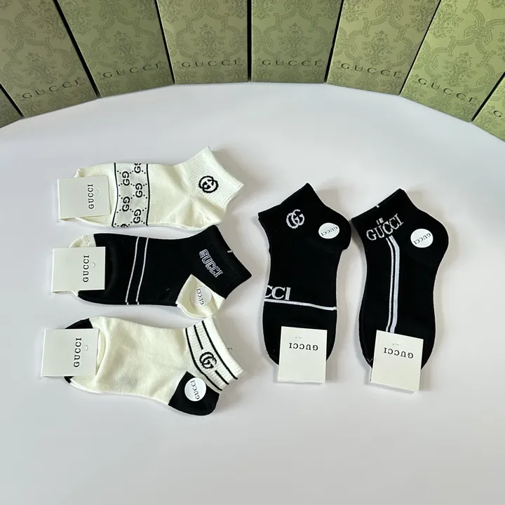 スーパーコピー グッチ 靴下