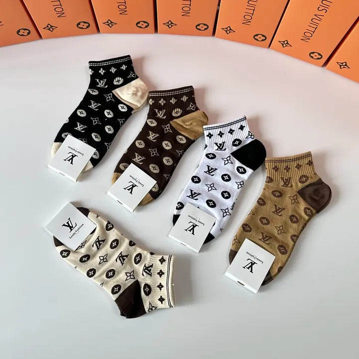 スーパーコピー ルイヴィトン 靴下