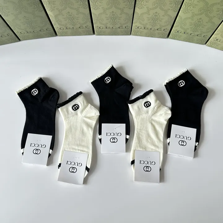 スーパーコピー グッチ 靴下