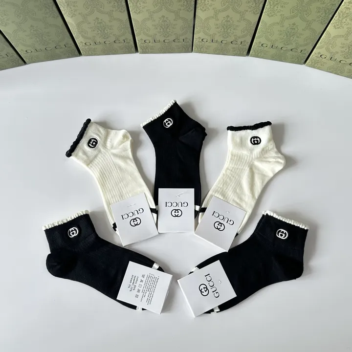 スーパーコピー グッチ 靴下