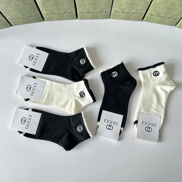 スーパーコピー グッチ 靴下