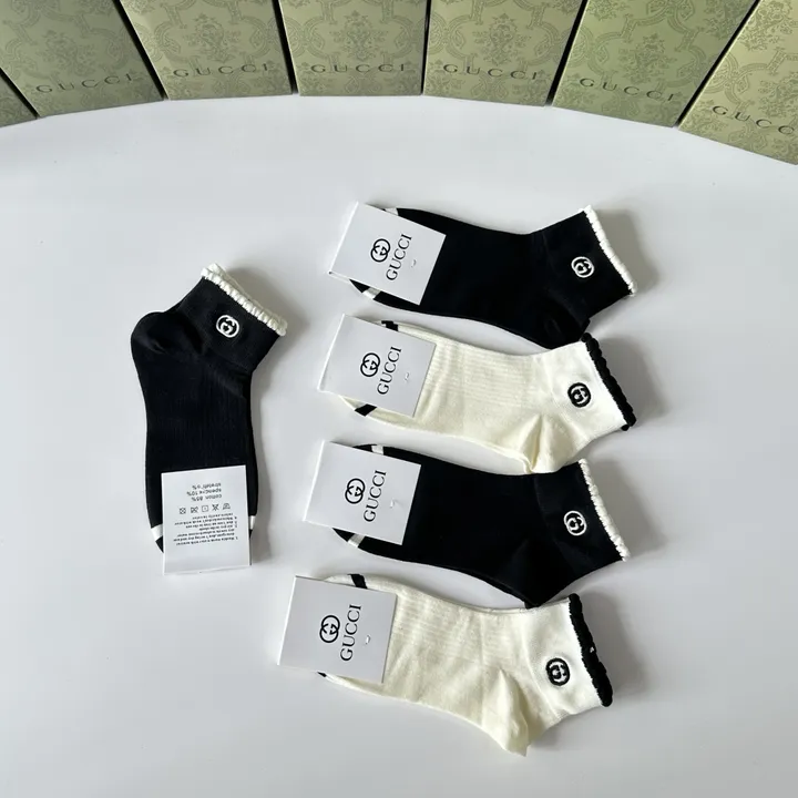 スーパーコピー グッチ 靴下