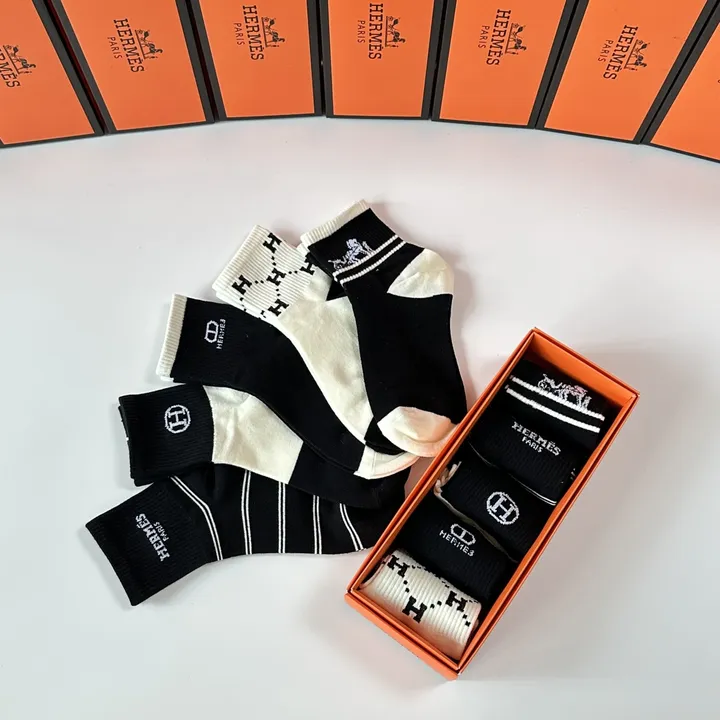 スーパーコピー シャネル 靴下