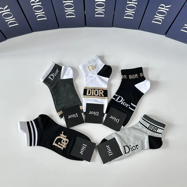スーパーコピー ディオール 靴下