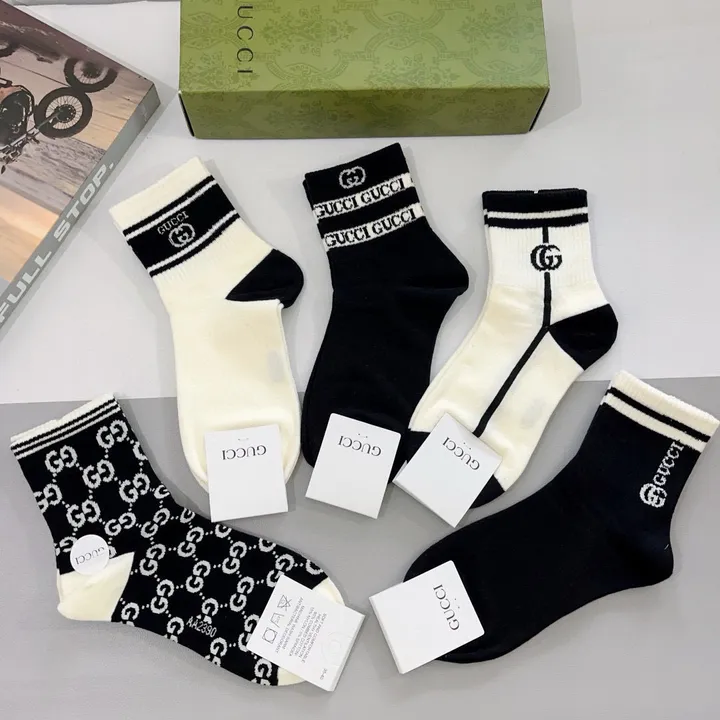 スーパーコピー グッチ 靴下