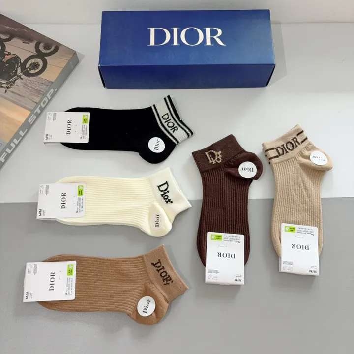 スーパーコピー ディオール 靴下