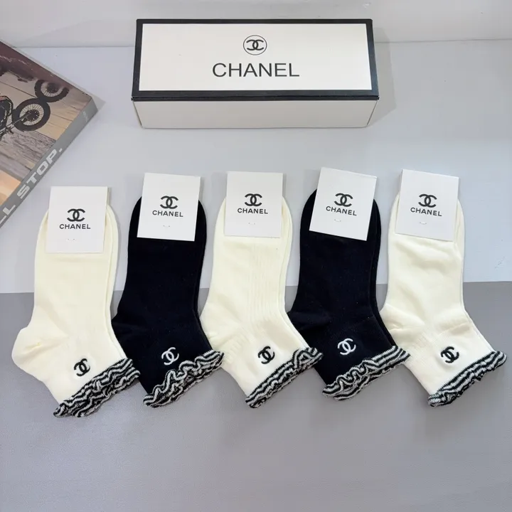 スーパーコピー シャネル 靴下