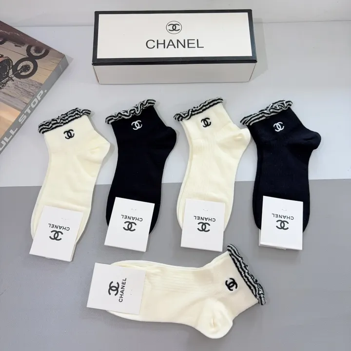スーパーコピー シャネル 靴下