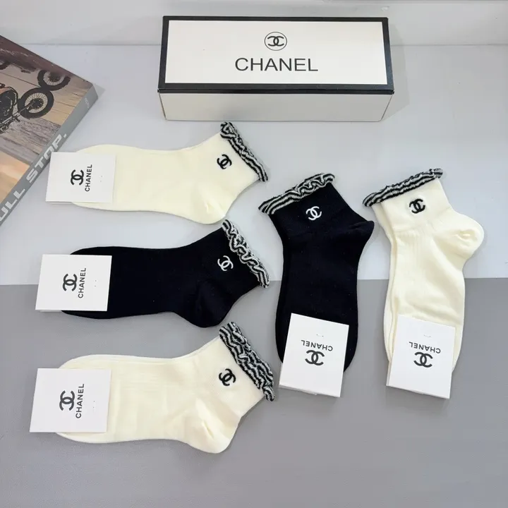 スーパーコピー シャネル 靴下