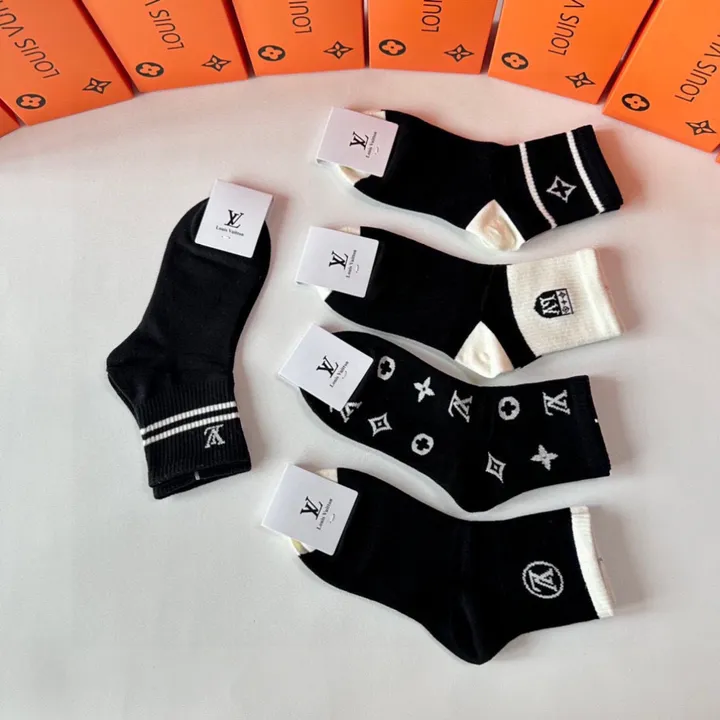 スーパーコピー ルイヴィトン 靴下