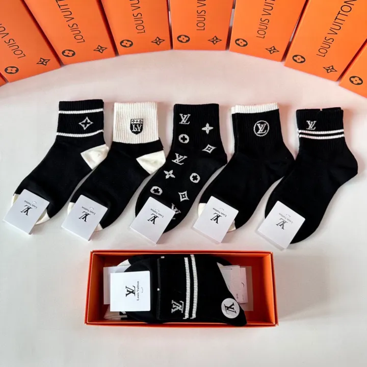 スーパーコピー ルイヴィトン 靴下