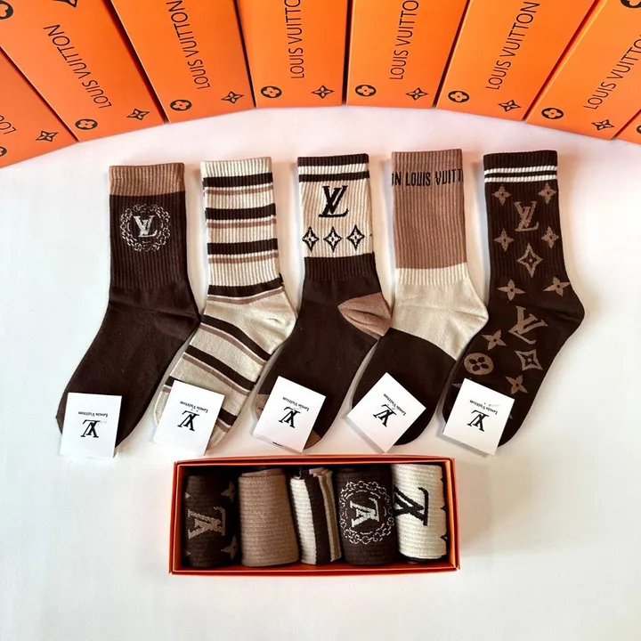 スーパーコピー ルイヴィトン 靴下