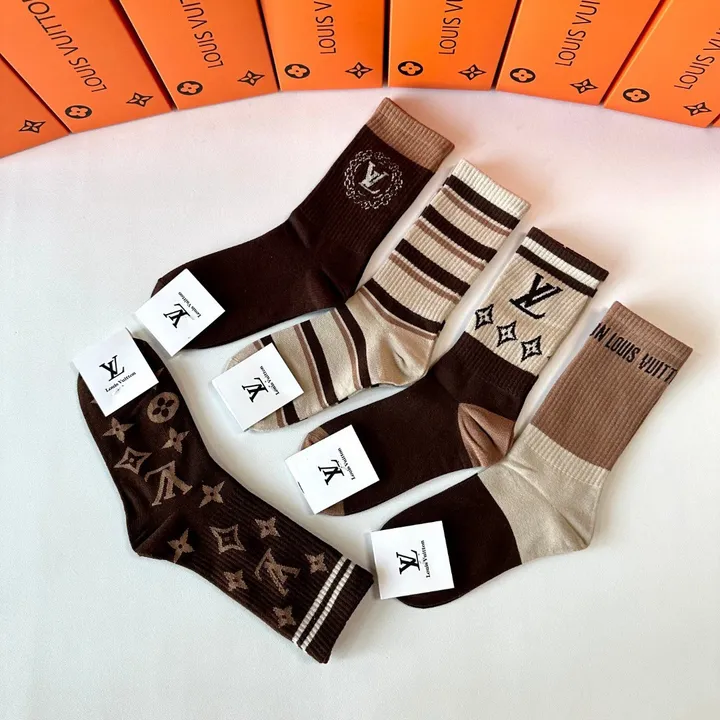 スーパーコピー ルイヴィトン 靴下