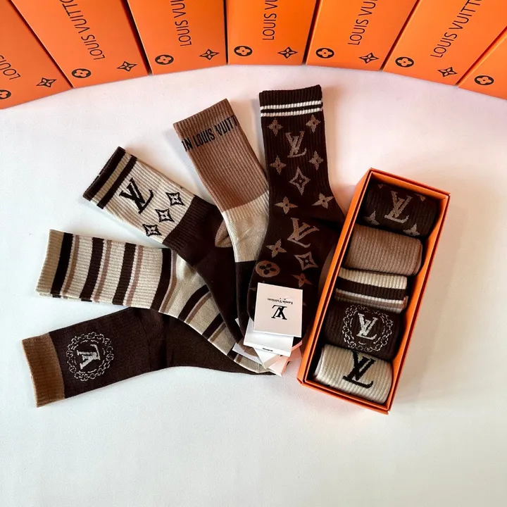 スーパーコピー ルイヴィトン 靴下