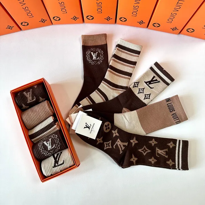 スーパーコピー ルイヴィトン 靴下