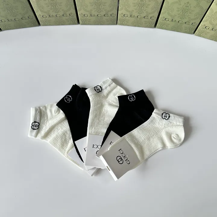 スーパーコピー グッチ 靴下
