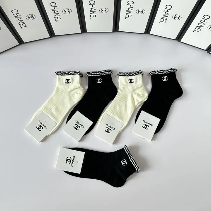 スーパーコピー シャネル 靴下