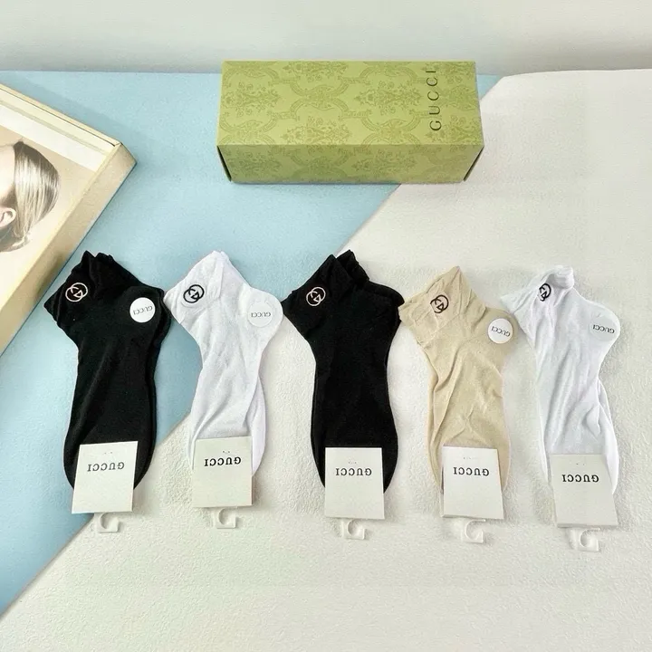 スーパーコピー グッチ 靴下