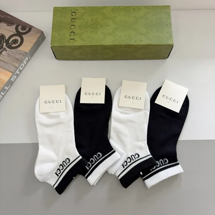 スーパーコピー グッチ 靴下