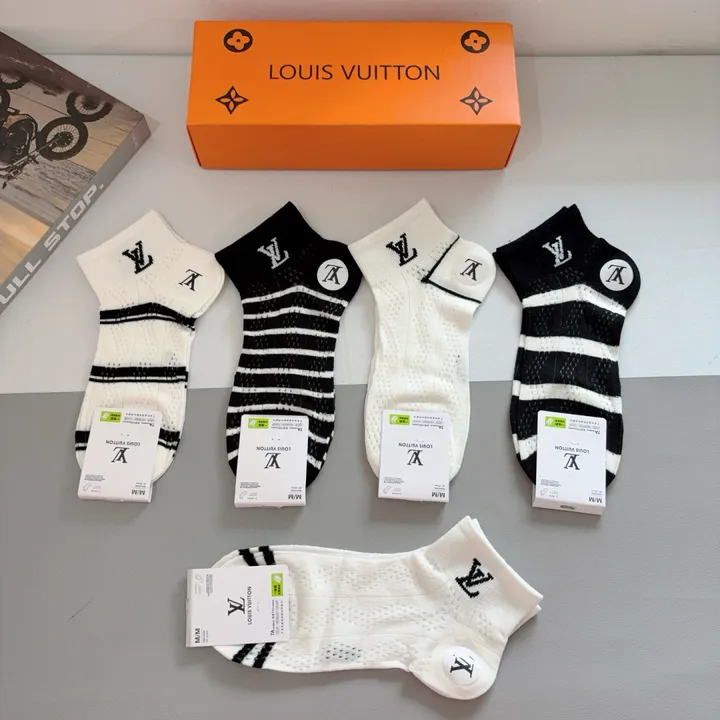 スーパーコピー ルイヴィトン 靴下
