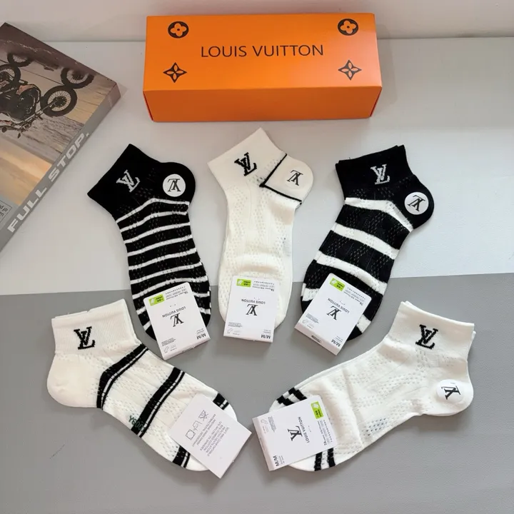 スーパーコピー ルイヴィトン 靴下