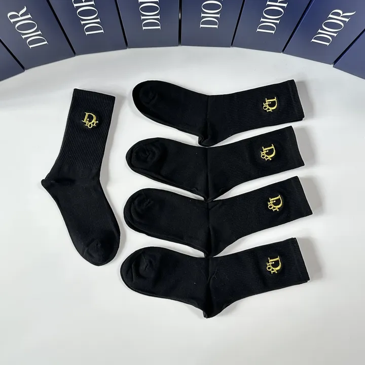 スーパーコピー ディオール 靴下