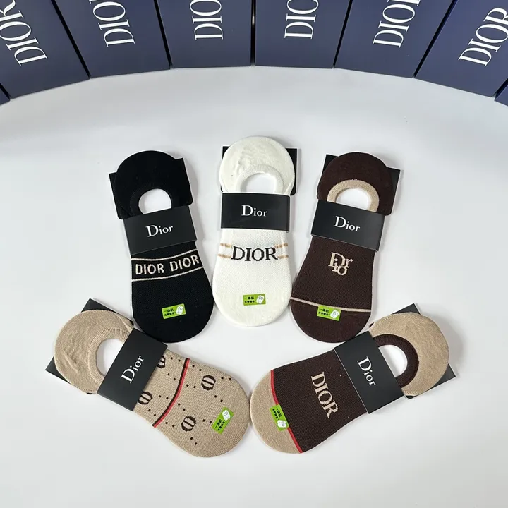 スーパーコピー ディオール 靴下