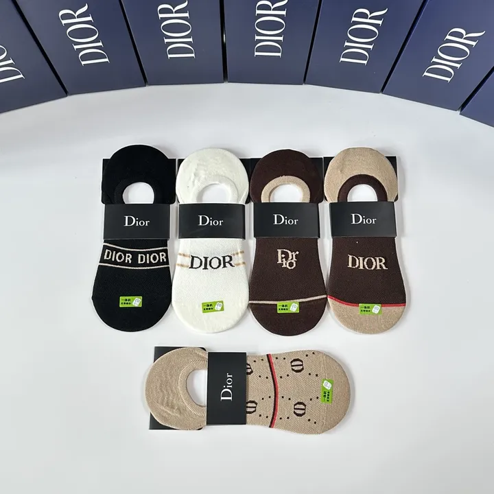 スーパーコピー ディオール 靴下