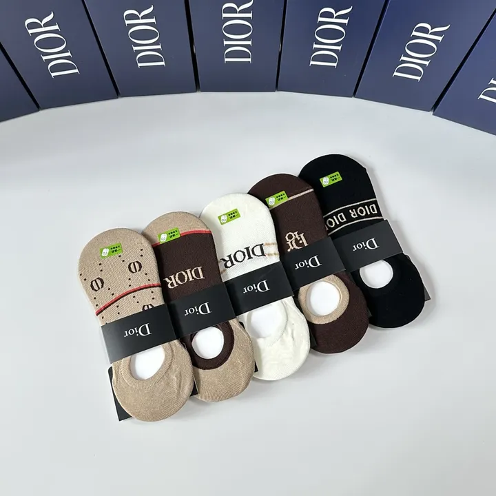 スーパーコピー ディオール 靴下