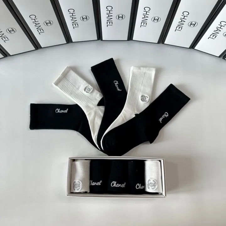 スーパーコピー シャネル 靴下