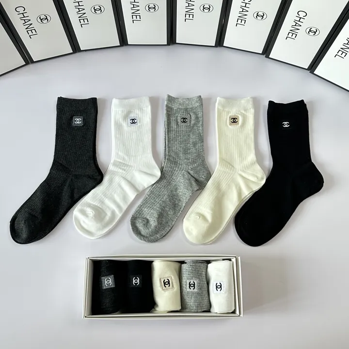 スーパーコピー シャネル 靴下