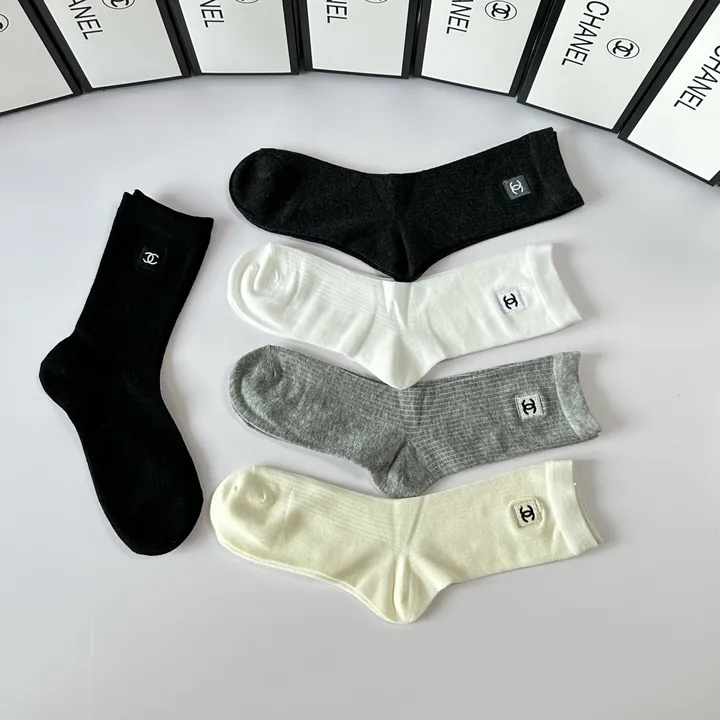 スーパーコピー シャネル 靴下