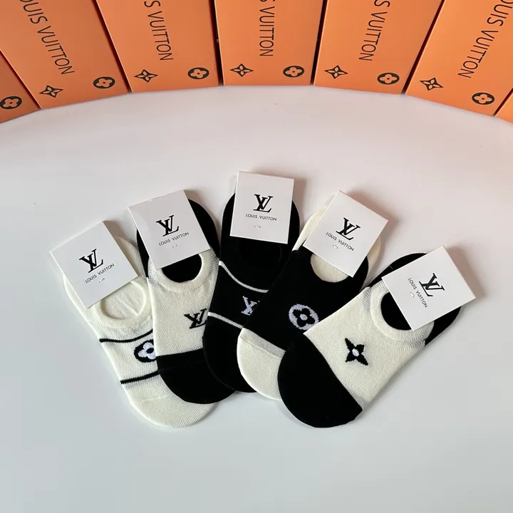 スーパーコピー ルイヴィトン 靴下