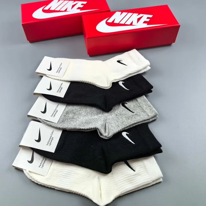 スーパーコピー ナイキ 靴下