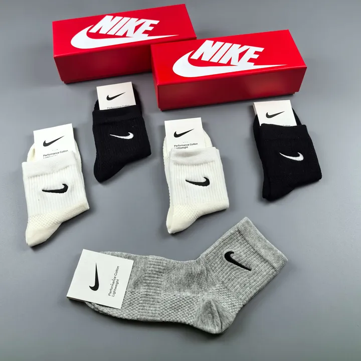 スーパーコピー ナイキ 靴下