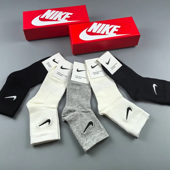 スーパーコピー ナイキ 靴下