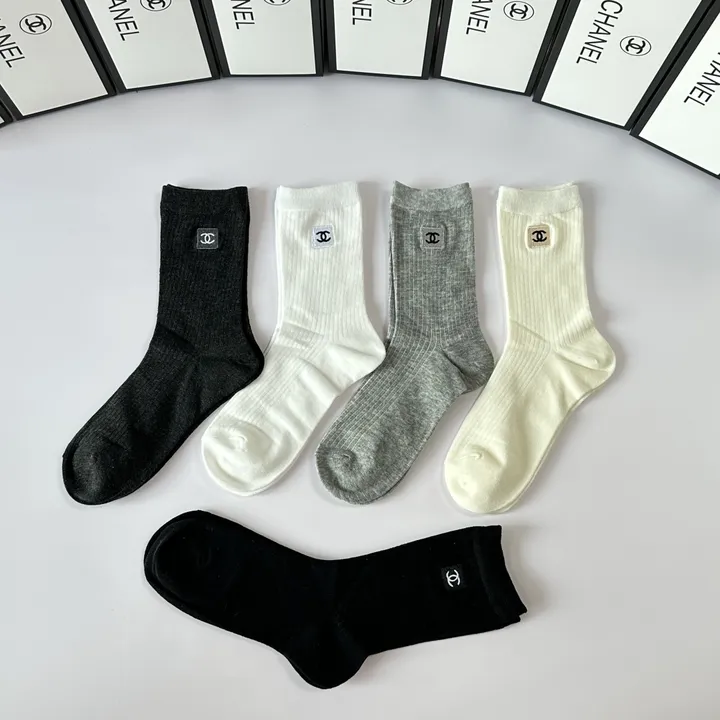 スーパーコピー シャネル 靴下